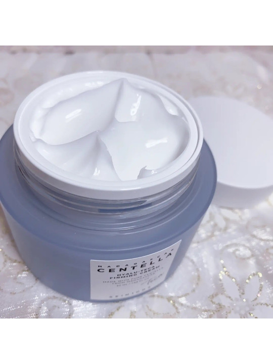 Зволожуючий крем для обличчя Skin1004 Madagascar Centella Hyalu-Teca Firming Cream, 50 мл 