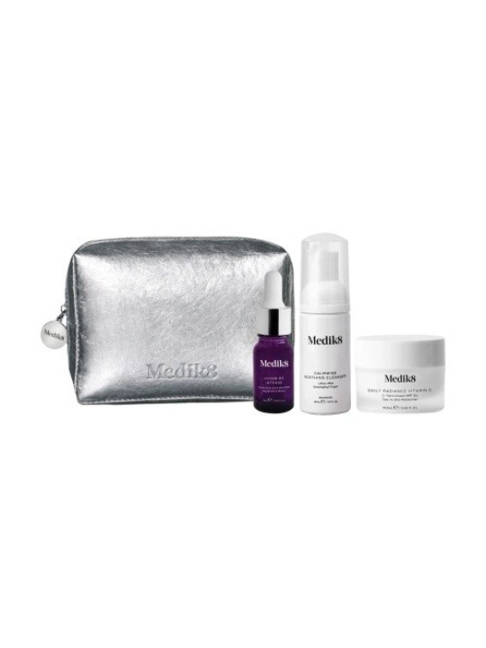 Лімітований компактний набір для зволоження та сяйва шкіри MEDIK8 Daily Glow Set Лімітований компактний набір для зволоження та сяйва шкіри MEDIK8 Daily Glow Set
