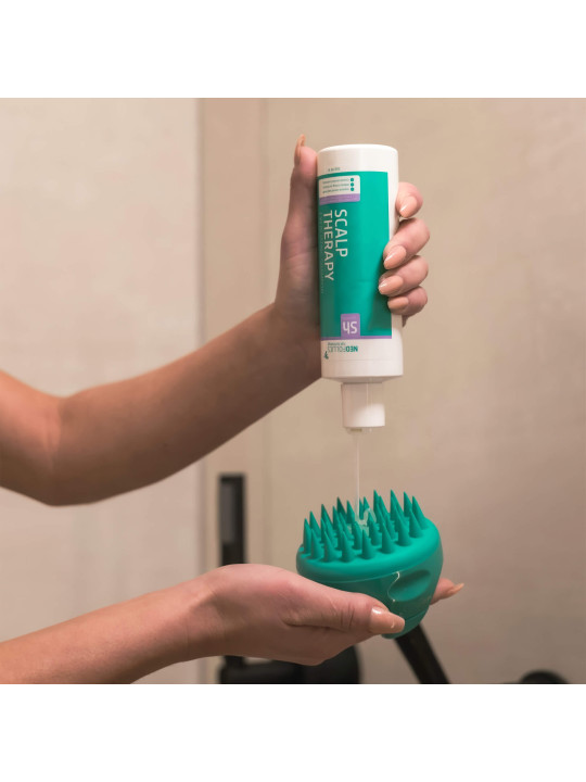 Щітка для масажу шкіри голови Neofollics Scalp Massaging Shampoo Brush