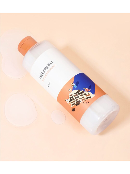 Зволожувальний тонер з екстрактом соєвих бобів та пантенолом Round Lab Soybean Panthenol Toner, 250 мл Зволожувальний тонер з екстрактом соєвих бобів та пантенолом Round Lab Soybean Panthenol Toner, 250 мл