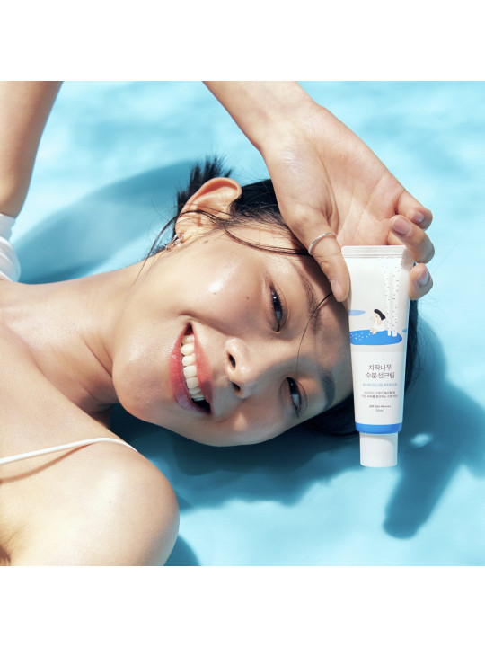 Сонцезахисний крем з березовим соком Round Lab Birch Juice Moisturizing Sunscreen, 50 мл