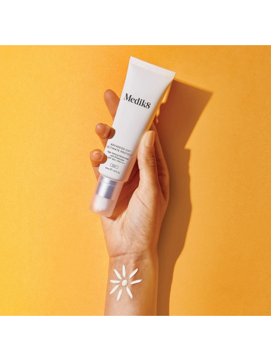 Антивіковий зволожувальний сонцезахисний крем із фотоліазою Medik8 Advanced Day Ultimate Protect, SPF 50+ PA++++, 50 мл