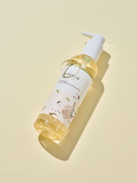 Гідрофільна олія з екстрактом чорних соєвих бобів Round Lab Soybean Cleansing Oil, 200 мл