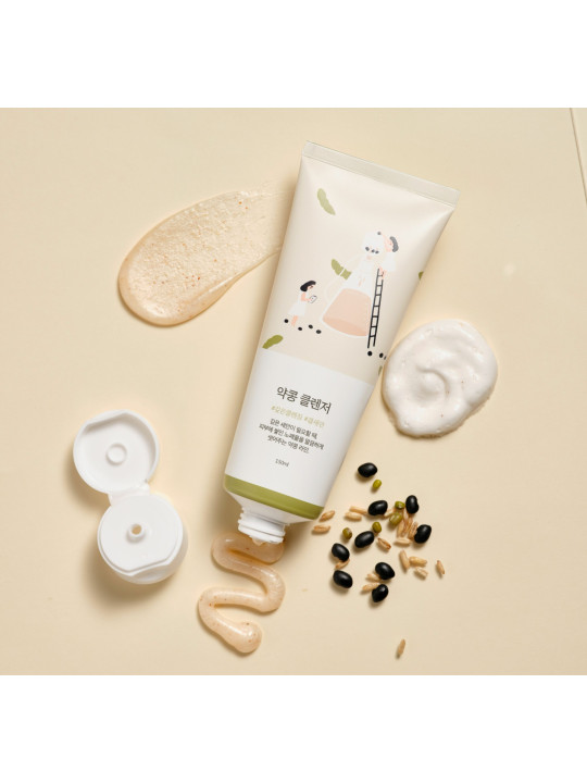 Пінка для очищення шкіри з екстрактом чорних соєвих бобів Round Lab Soybean Сleanser, 150 мл